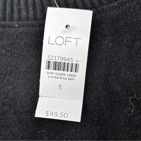 NEW LOFT Sweater Size Small Black Scoop Neck Round Hem Soft Minimalist Capsule - Picture 6 of 7